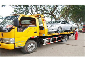 喀喇沁左翼附近24小时汽车拖车服务热线