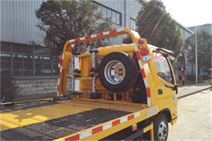 喀喇沁左翼附近汽车搭电救援电话