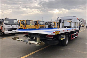 喀喇沁左翼汽车救援补胎